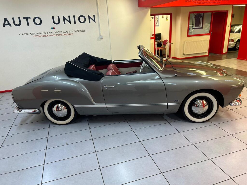 VOLKSWAGEN KARMANN GHIA CONVERTIBLE