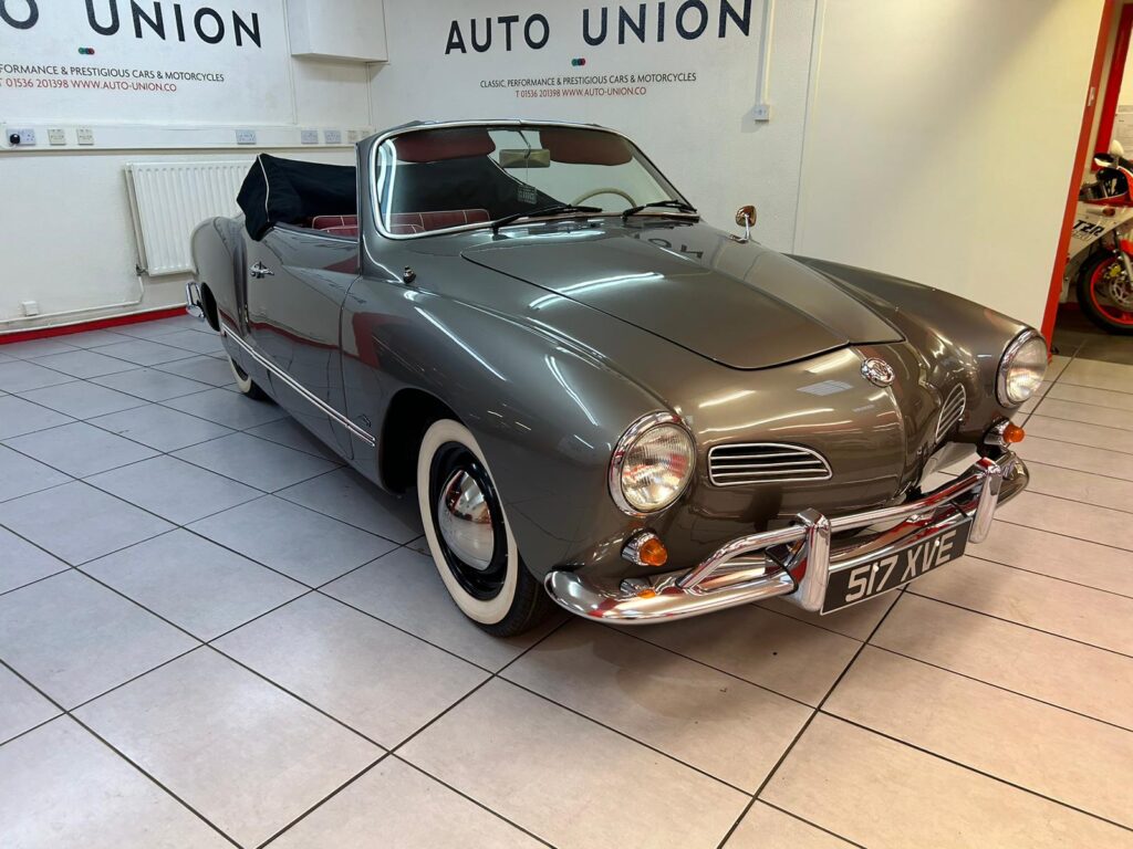 VOLKSWAGEN KARMANN GHIA CONVERTIBLE