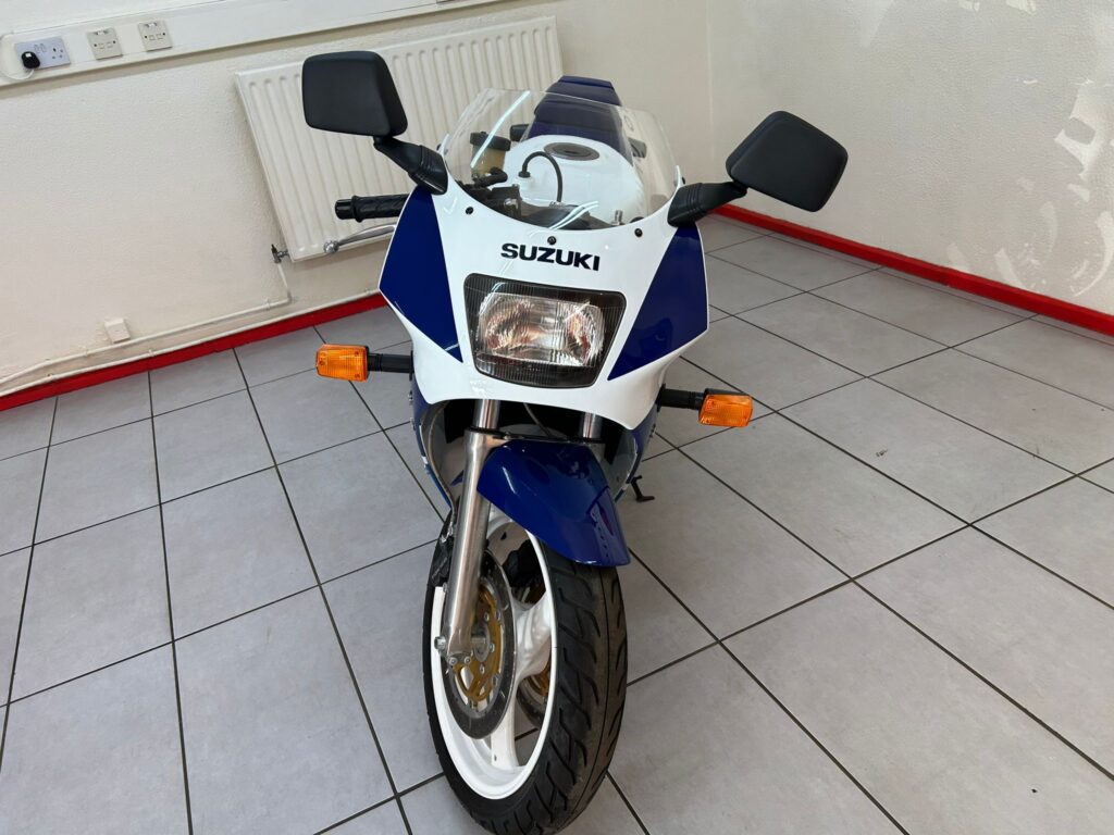 SUZUKI RGV250 VJ21