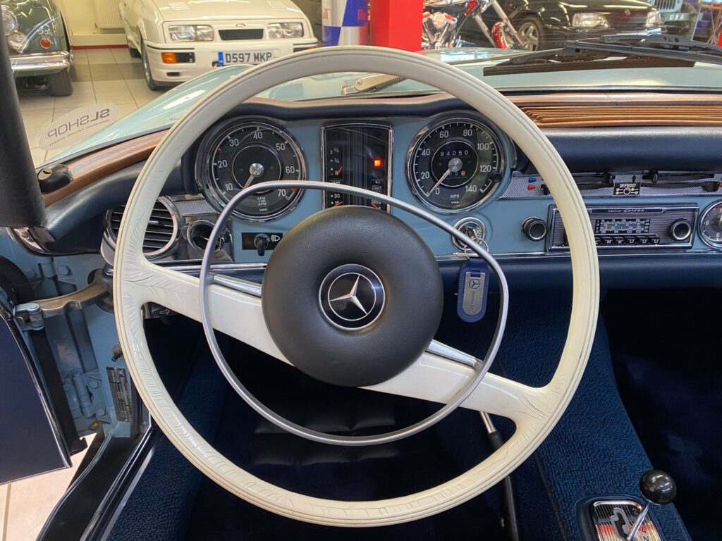 MERCEDES SL280 PAGODA