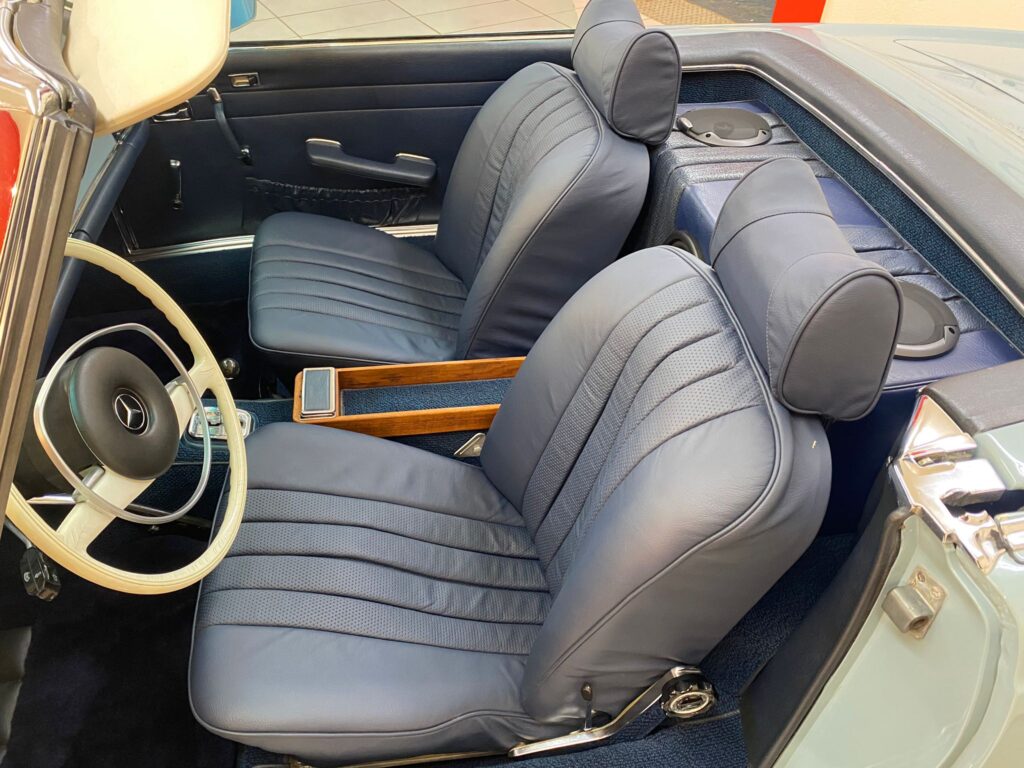 MERCEDES SL280 PAGODA