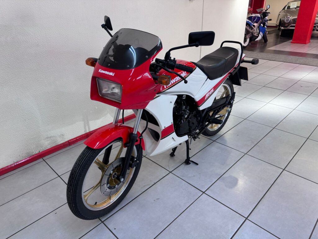 KAWASAKI AR125-A5
