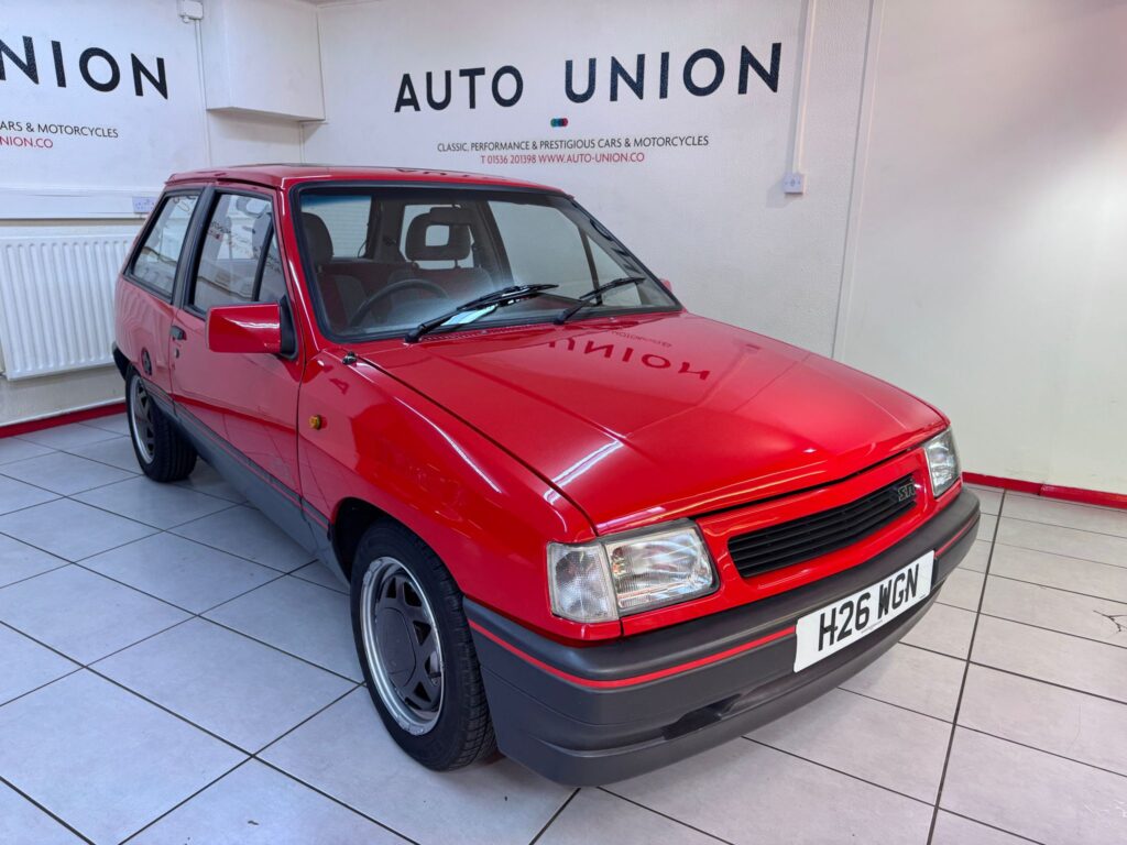 VAUXHALL NOVA 1.4SR
