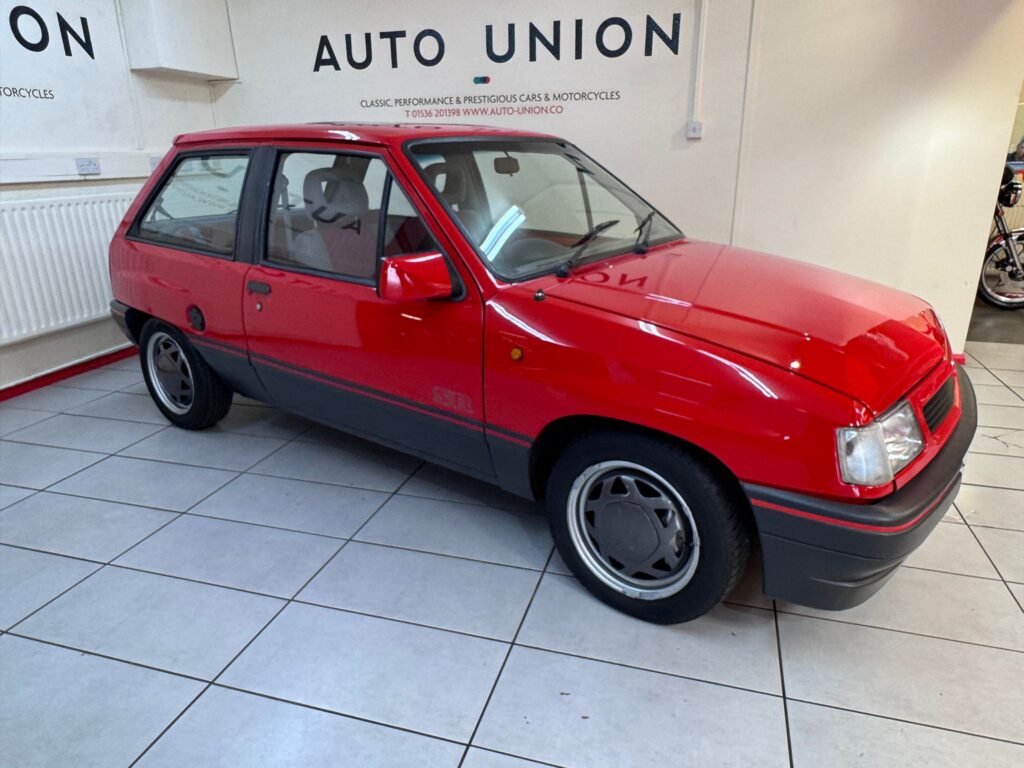 VAUXHALL NOVA 1.4SR