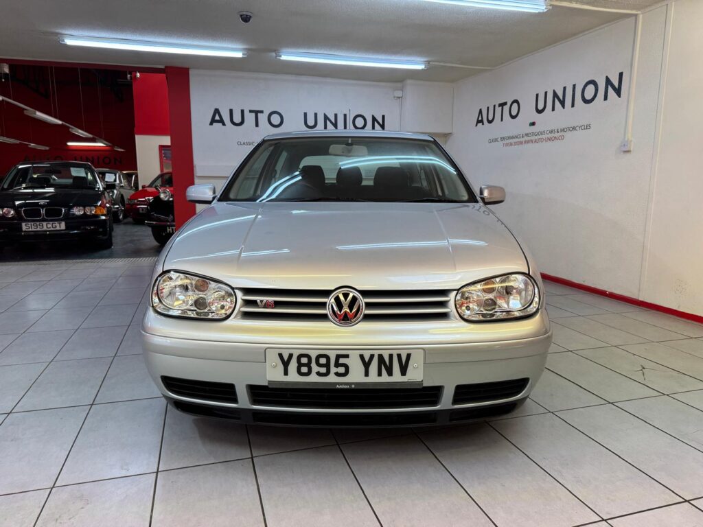 VOLKSWAGEN GOLF V6 4MOTION