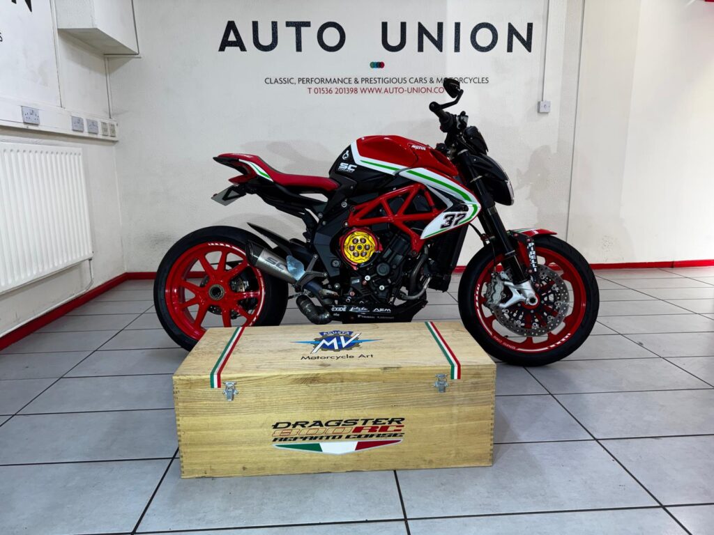 MV AGUSTA BRUTALE 800 DRAGSTER RR RC