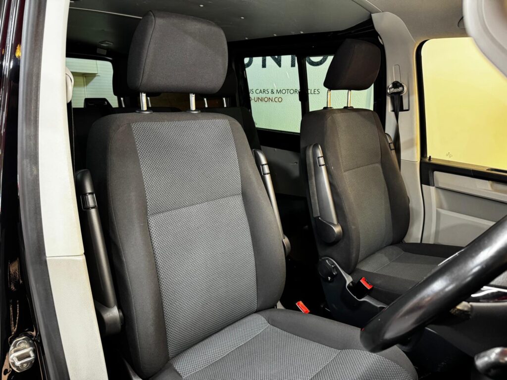 VOLKSWAGEN TRANSPORTER T6 KOMBI HIGHLINE LWB