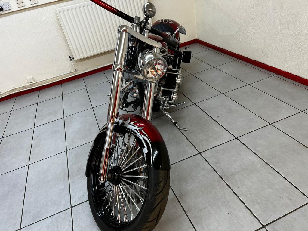 S&C CUSTOM DESIGN BAD BOY PRO-STREET