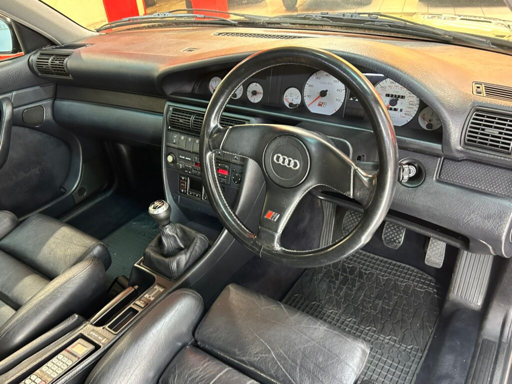 AUDI 100 S4 TURBO