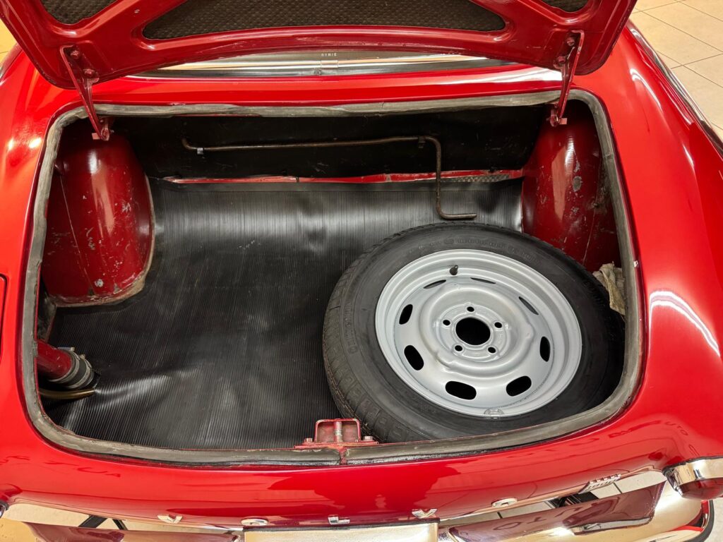 VOLVO P1800S ( Family Owned For Over 50 Yrs! )