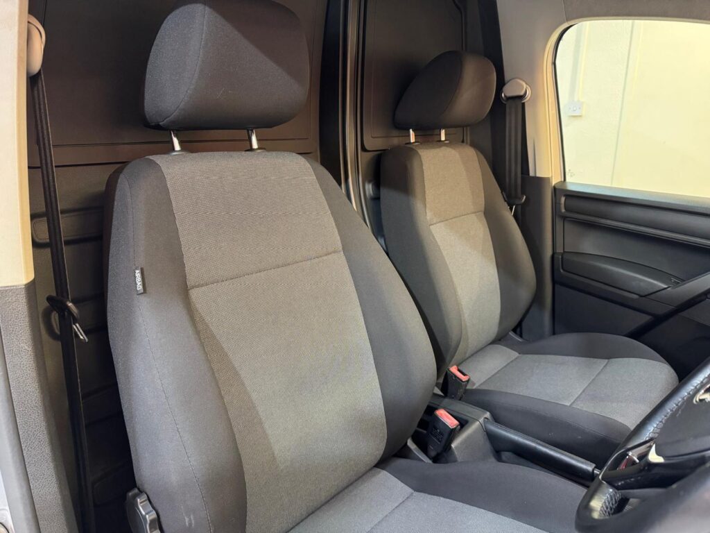 2017 Volkswagen Caddy KM67YNK