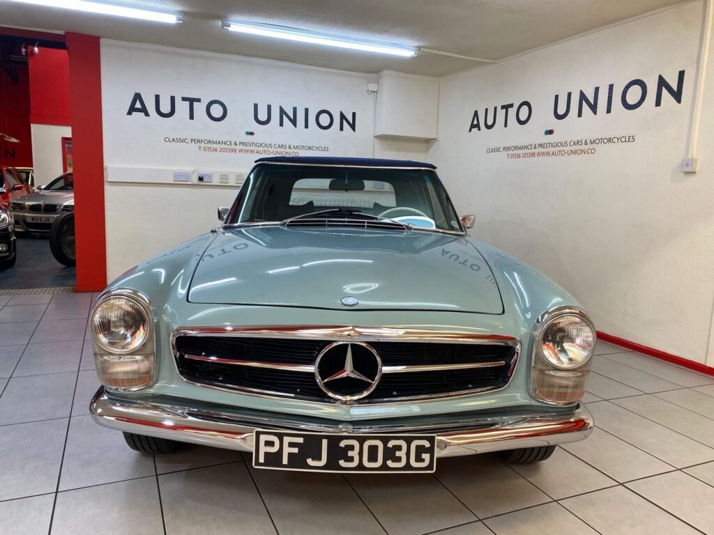 1969 Mercedes-Benz 280 SL PFJ303G