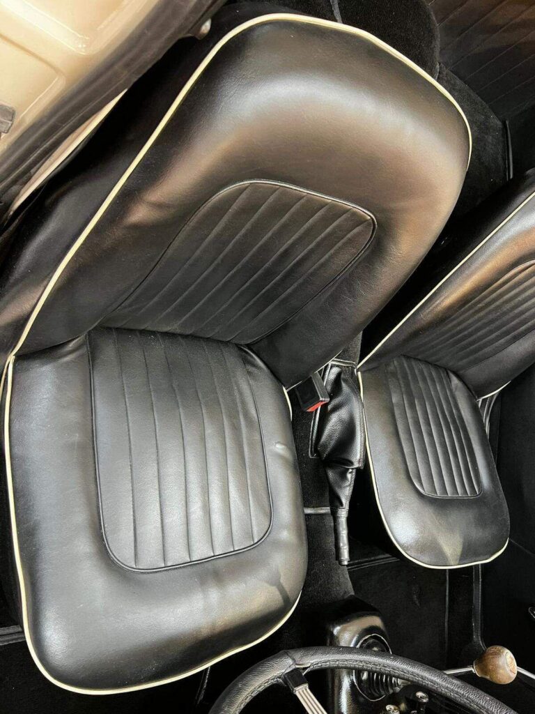 1966 Triumph TR4 HNB103D