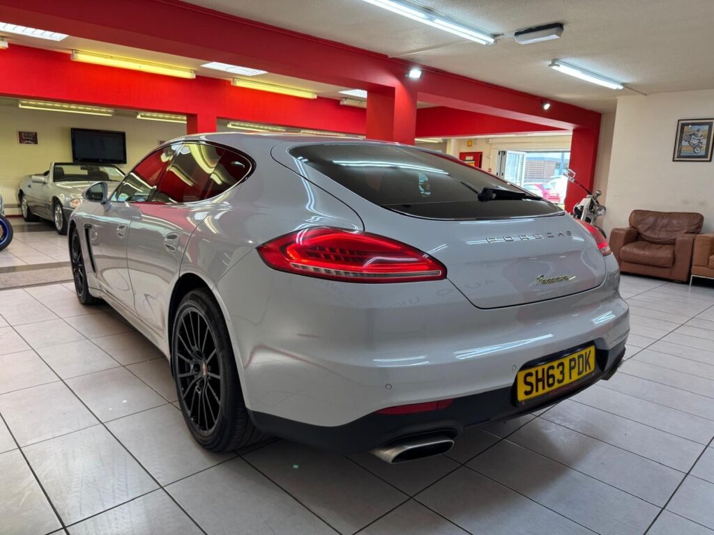 2013 Porsche Panamera SH63PDK