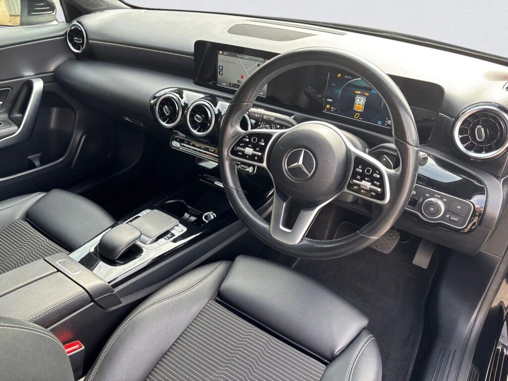 2018 Mercedes-Benz A Class BF68NZG