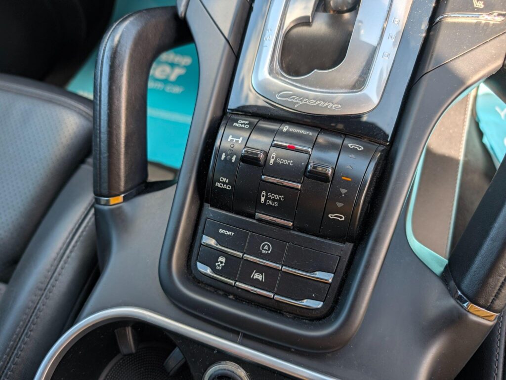 2016 Porsche Cayenne FE16GXO