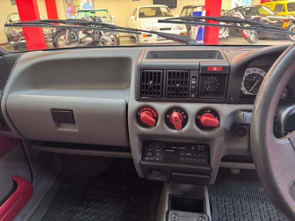 1991 Vauxhall Nova H26WGN