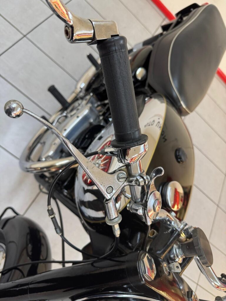 1959 BSA A7 TFO833