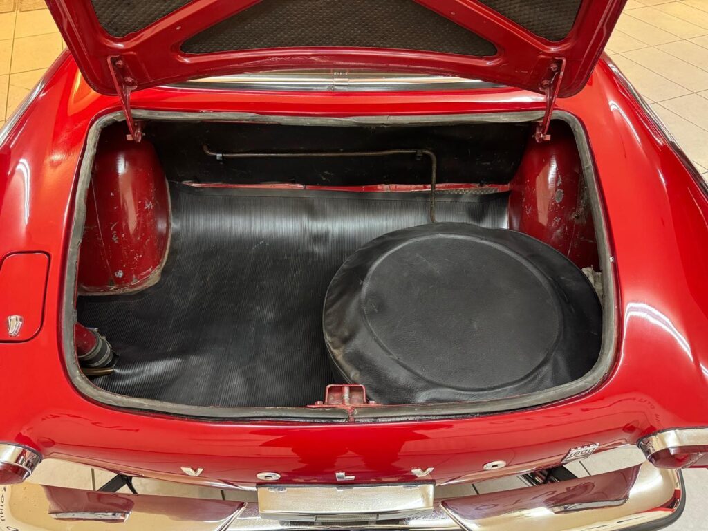 1967 Volvo P1800 PHR629F