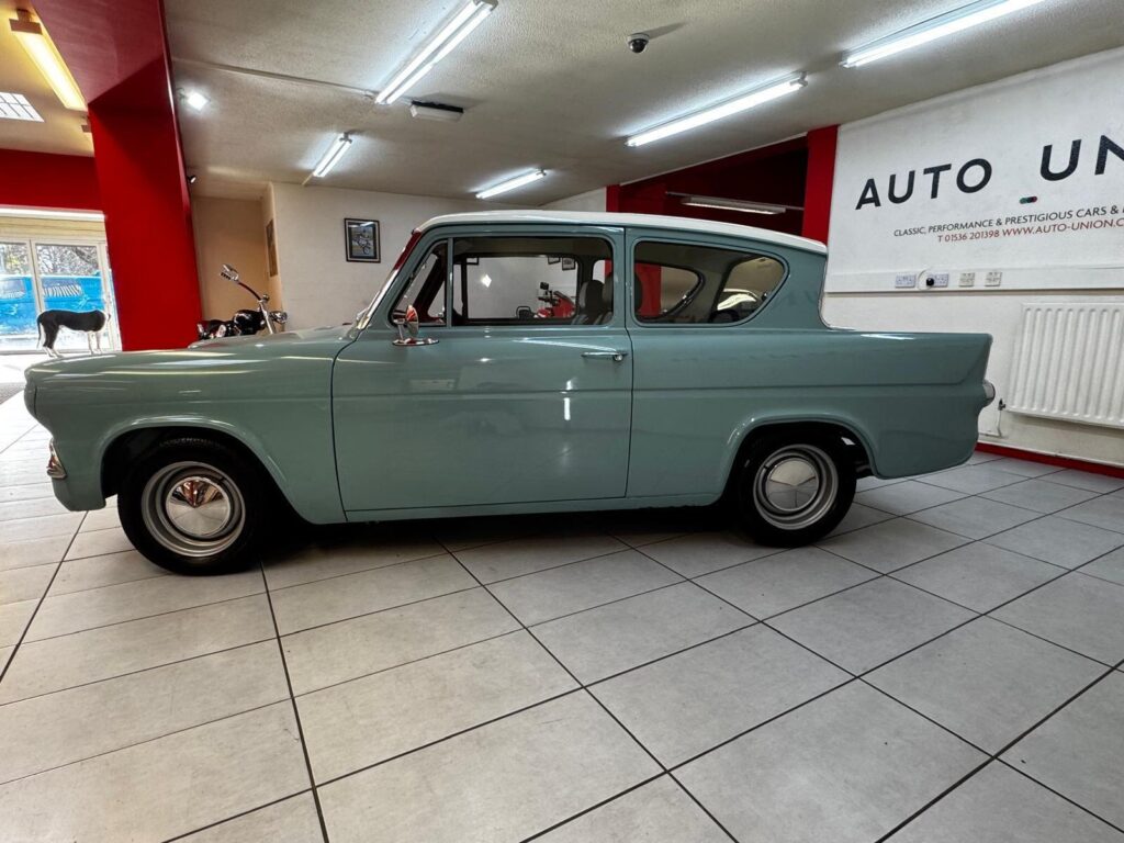 1967 Ford Anglia HAM628E