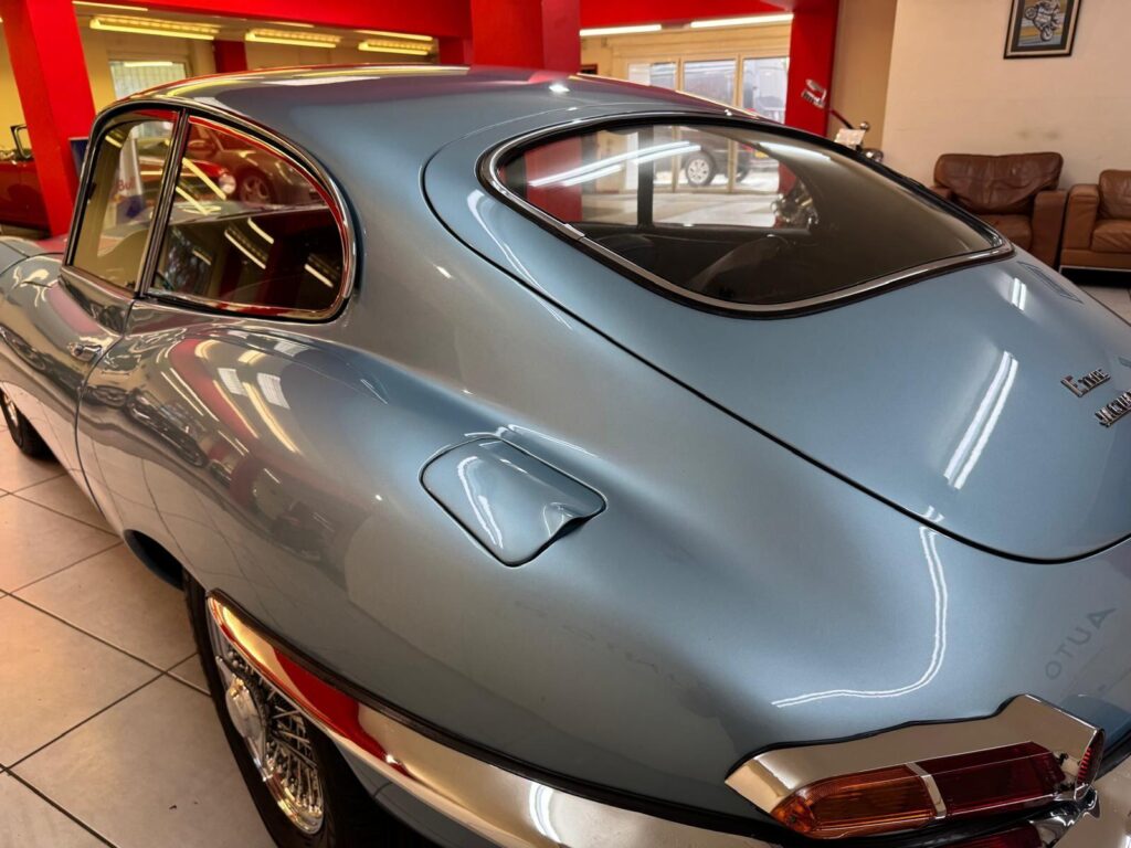 1966 Jaguar E-Type LMO77E