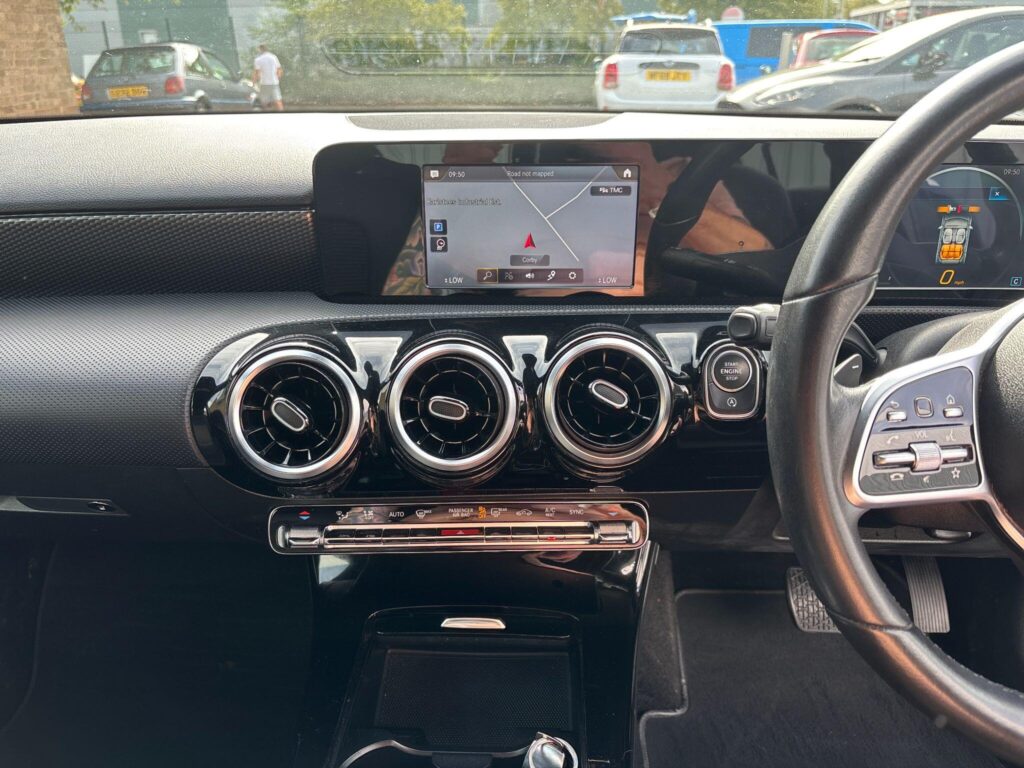 2018 Mercedes-Benz A Class BF68NZG
