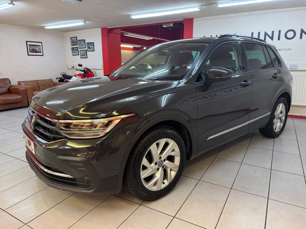 2022 Volkswagen Tiguan BF22HPL