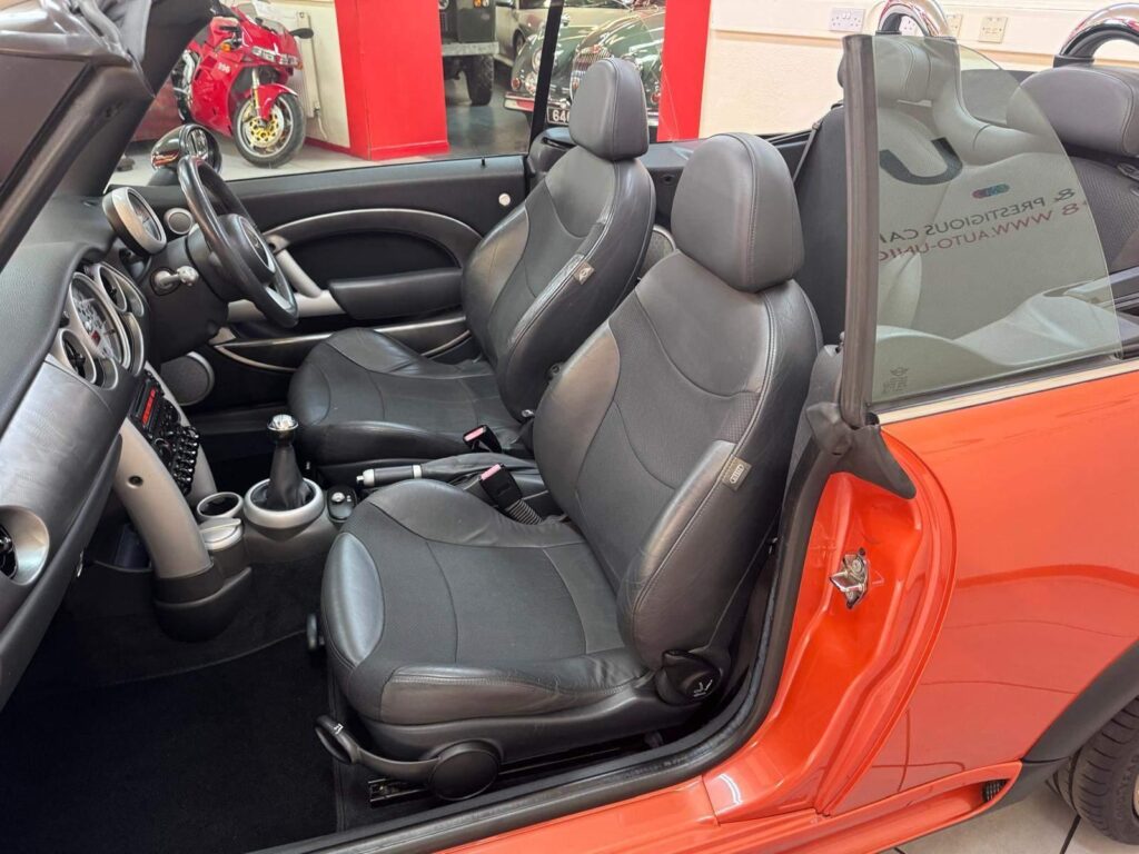 2004 MINI Convertible WL54HHF