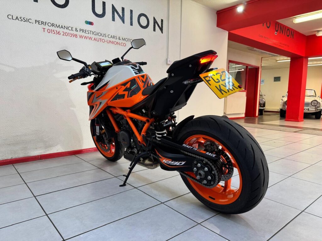 2022 KTM 1290 Super Duke R FG22KXR