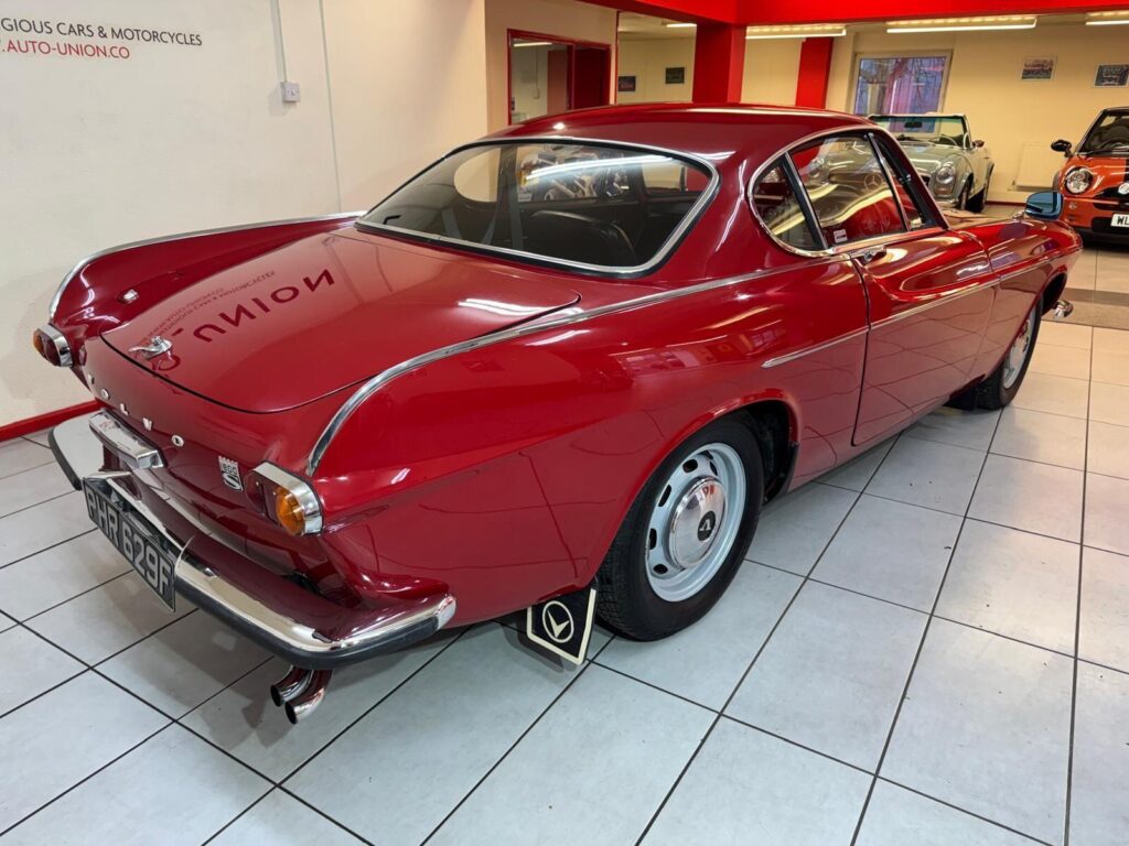 1967 Volvo P1800 PHR629F