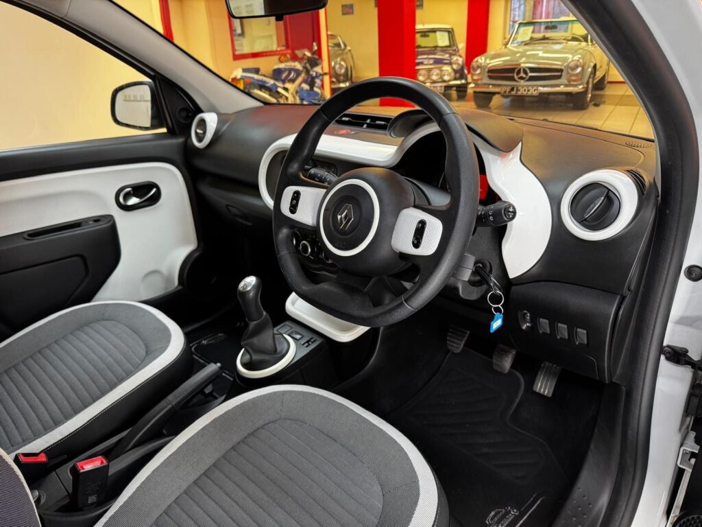 2016 Renault Twingo KV66EAG