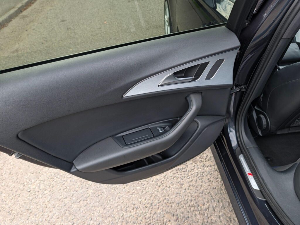 2014 Audi A6 Avant OY14KLZ