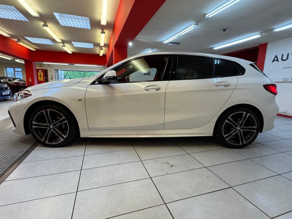 2020 BMW 1 Series YG70WPD