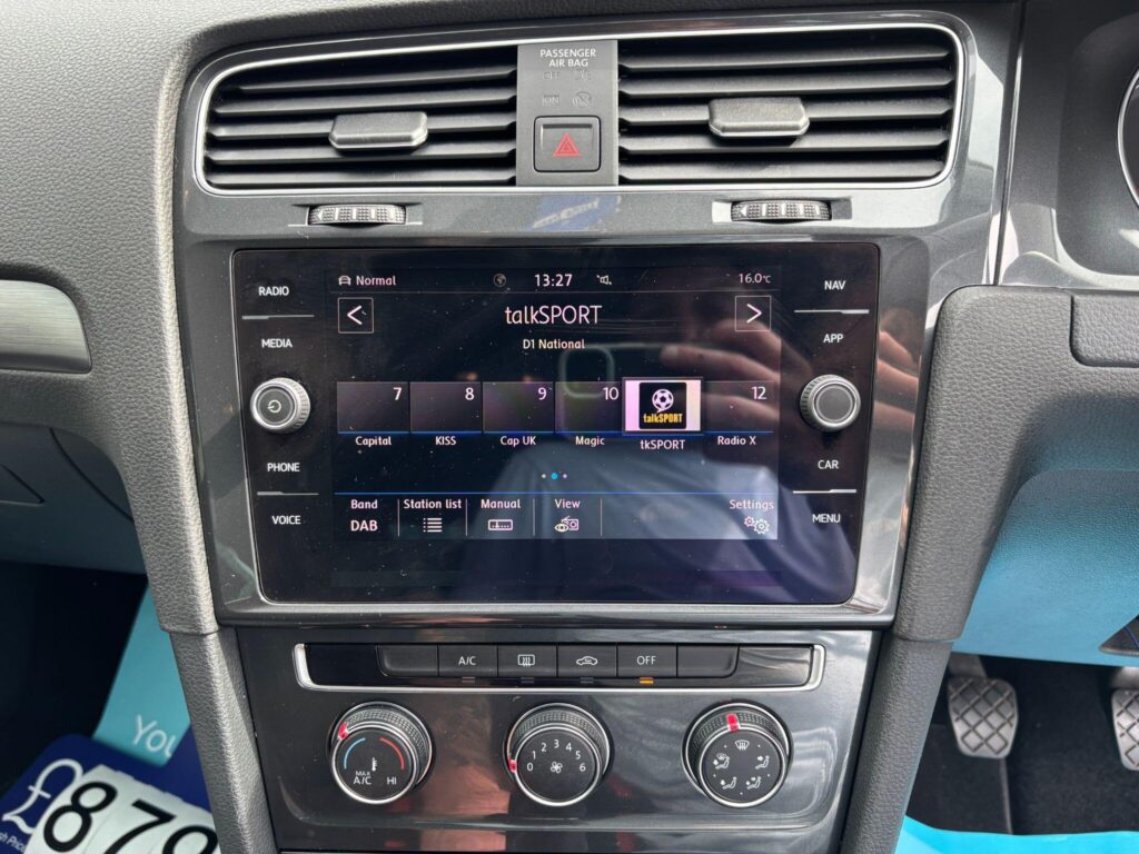 2019 Volkswagen Golf RL19UOU