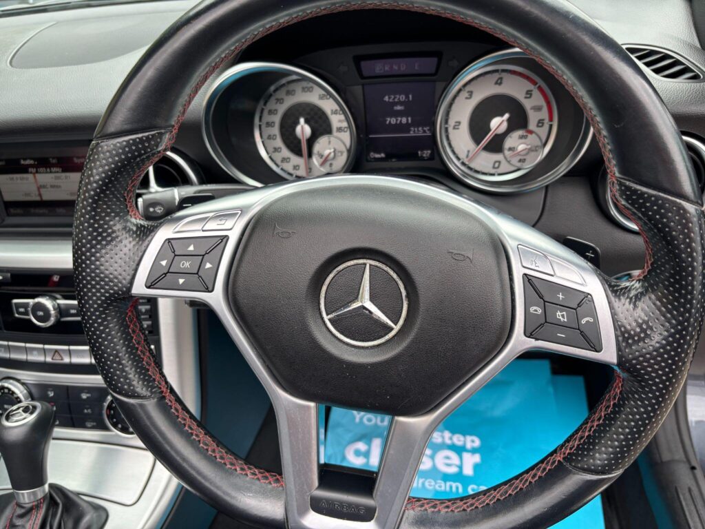 2014 Mercedes-Benz SLK YH14OEE