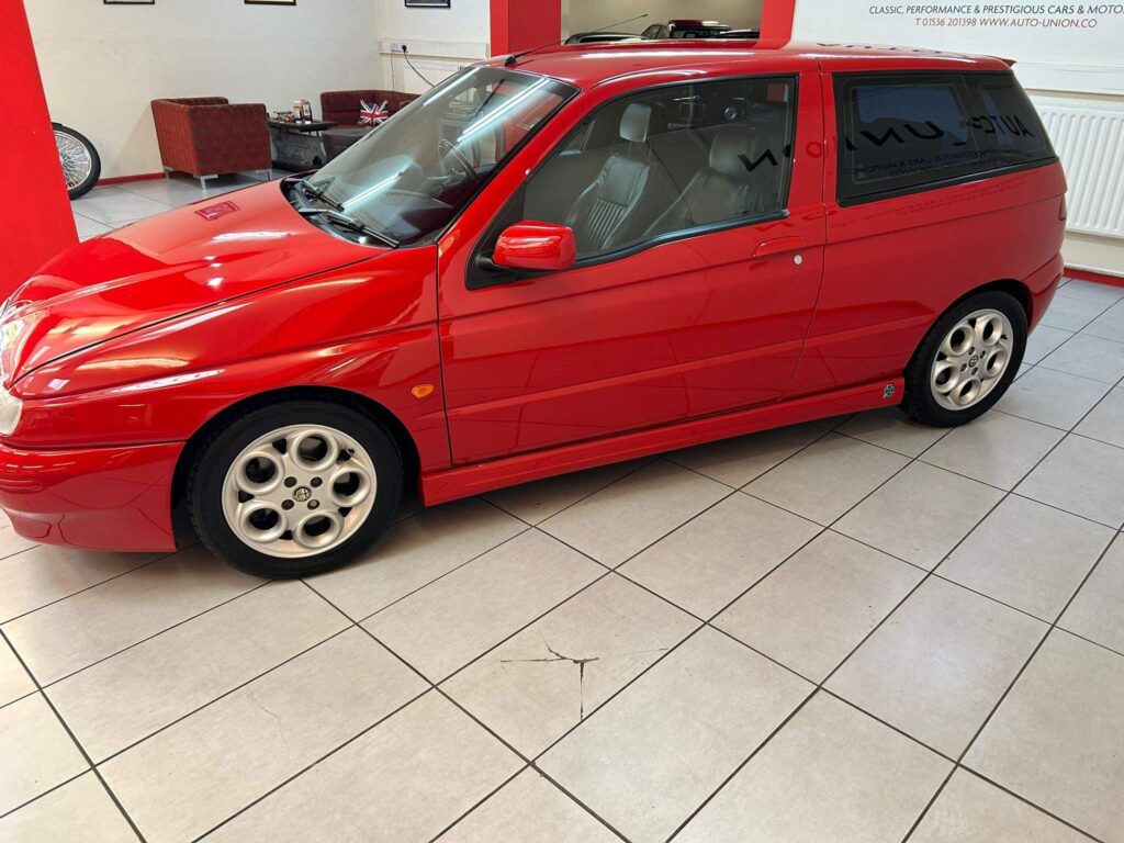 2000 Alfa Romeo 145 W221SJU