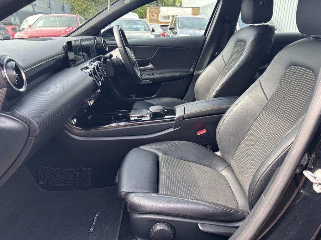 2018 Mercedes-Benz A Class BF68NZG