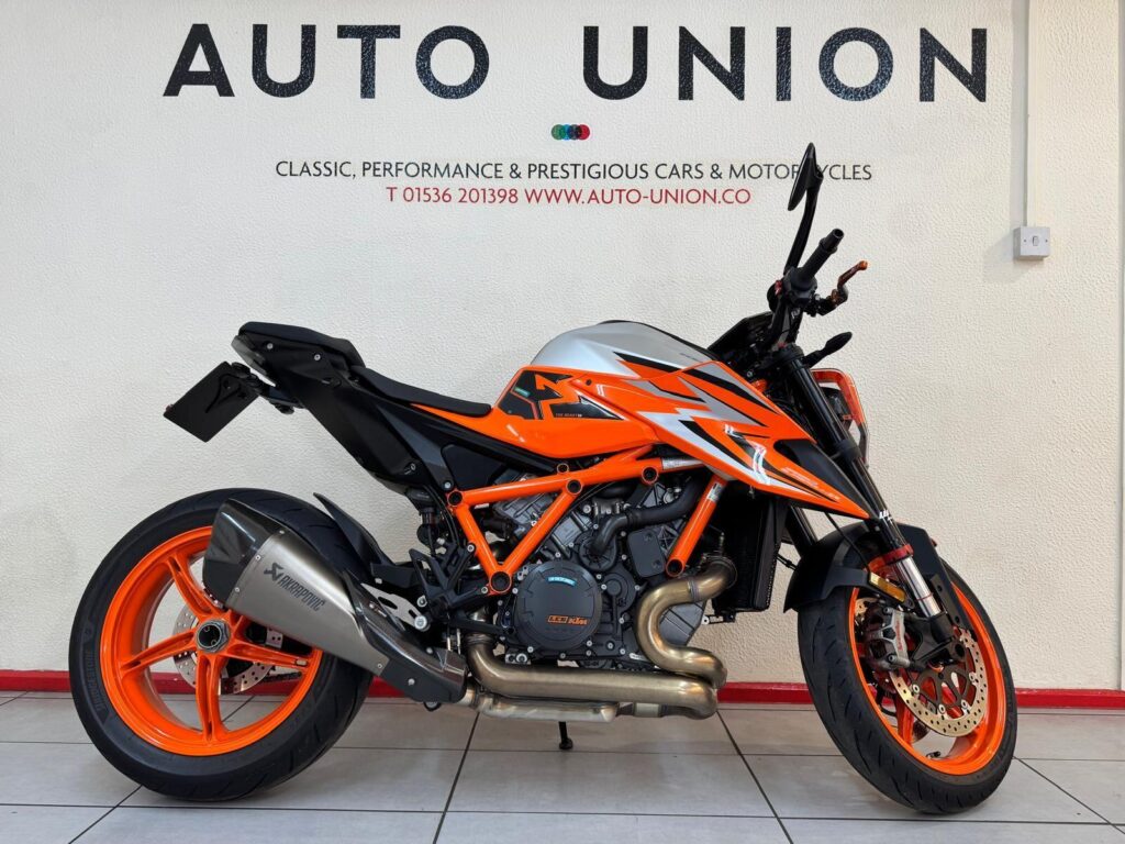 2022 KTM 1290 Super Duke R FG22KXR