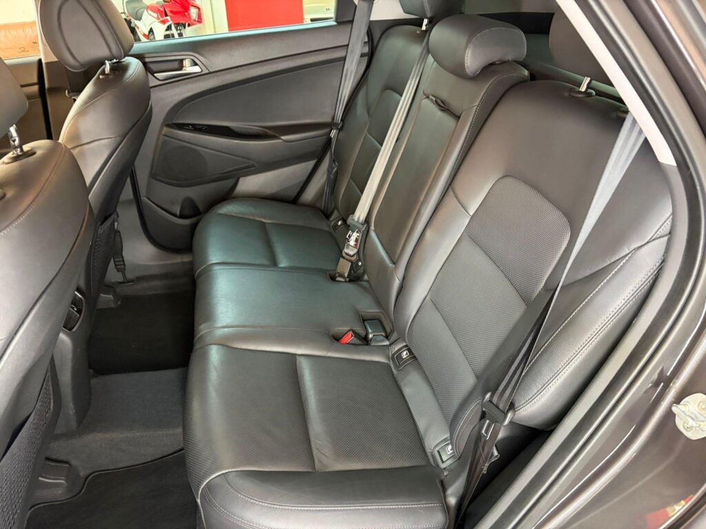 2016 Hyundai TUCSON KR16JFZ