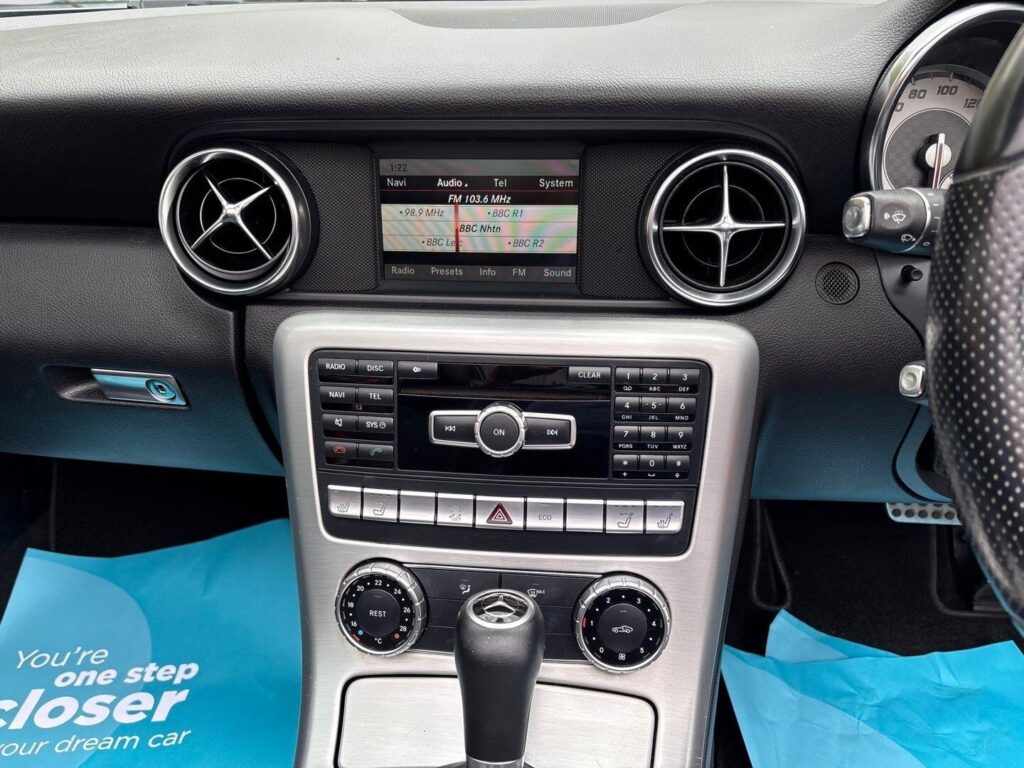 2014 Mercedes-Benz SLK YH14OEE