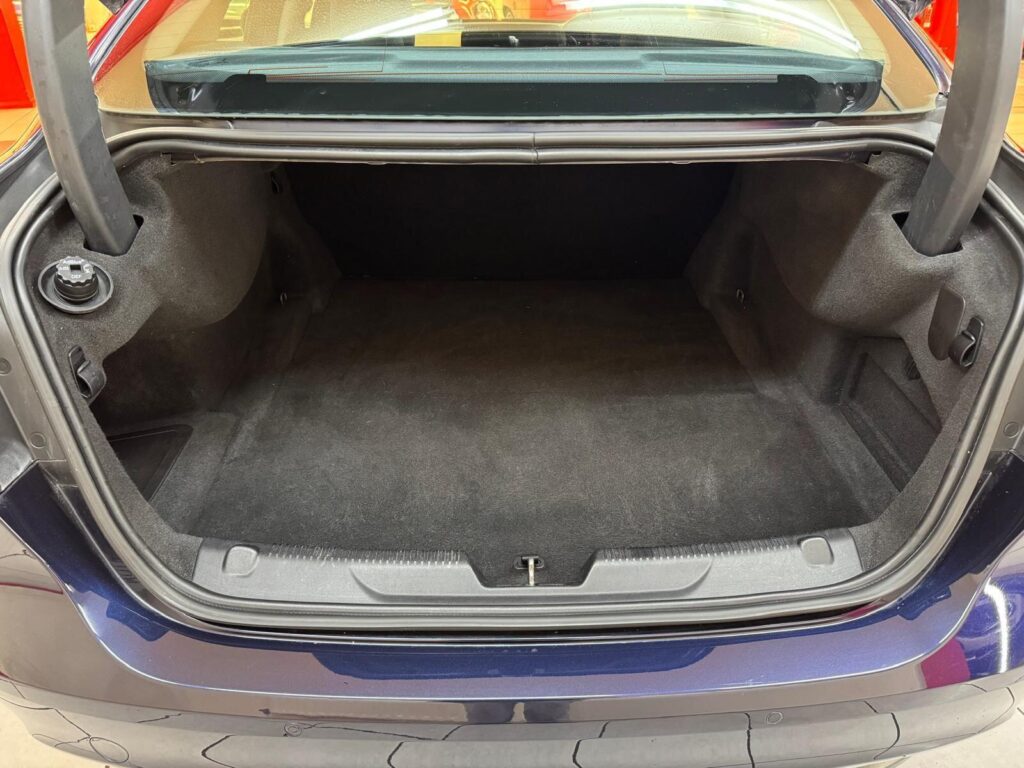 2016 Jaguar XE OV16VDG