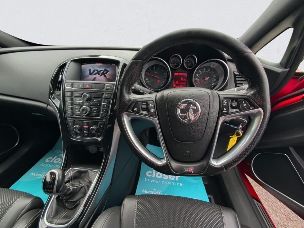 2013 Vauxhall Astra GTC YY63AJU