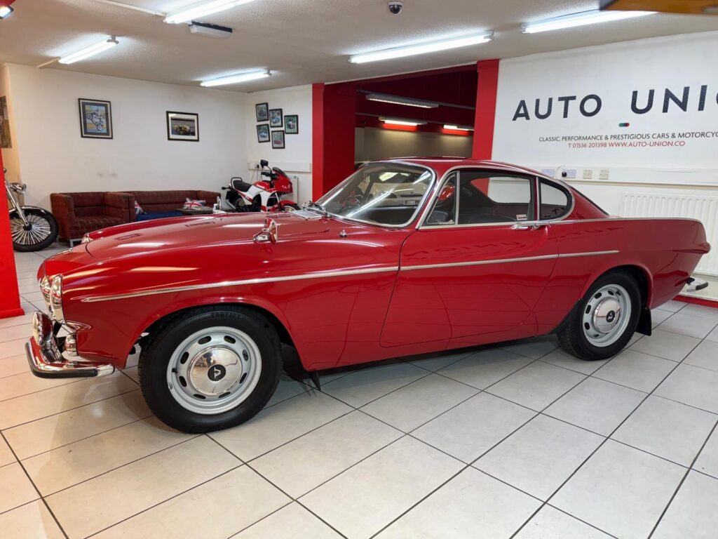 1967 Volvo P1800 PHR629F