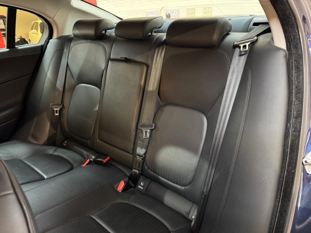 2016 Jaguar XE OV16VDG