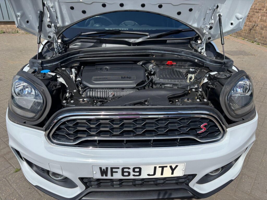 2019 MINI Countryman WF69JTY