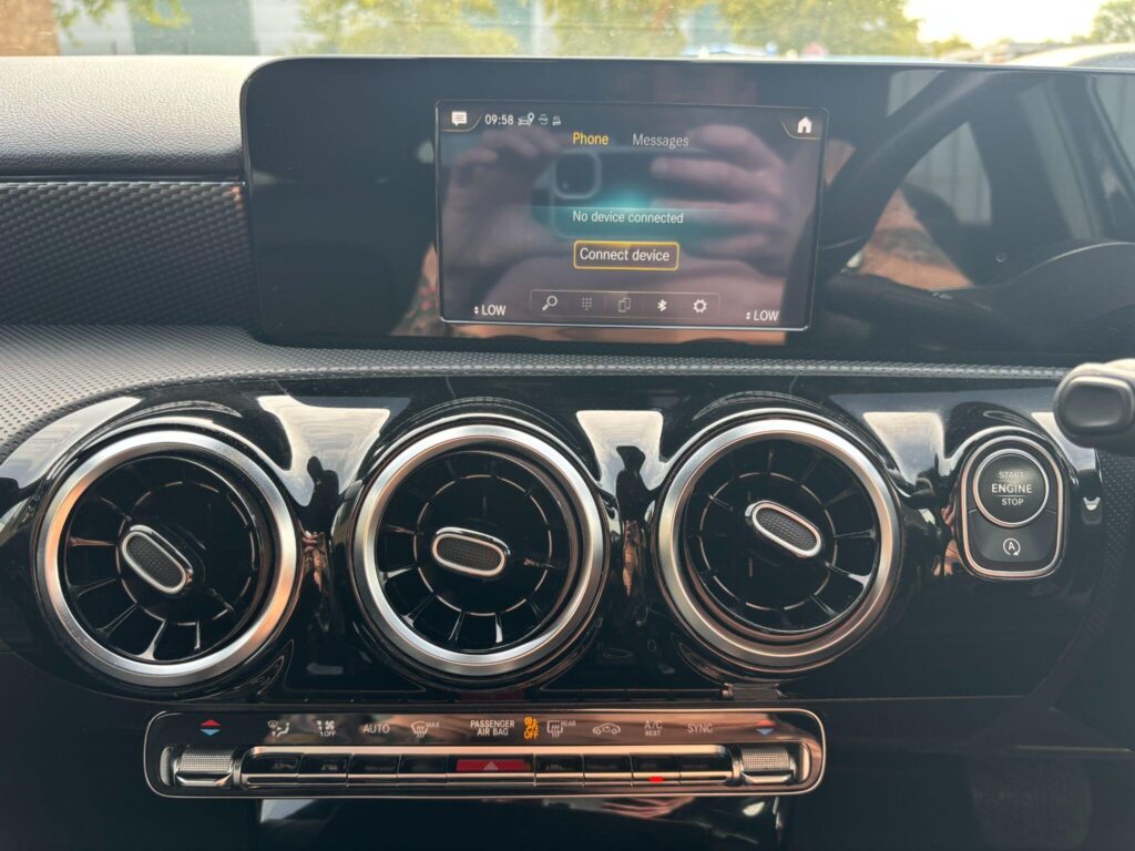 2018 Mercedes-Benz A Class BF68NZG