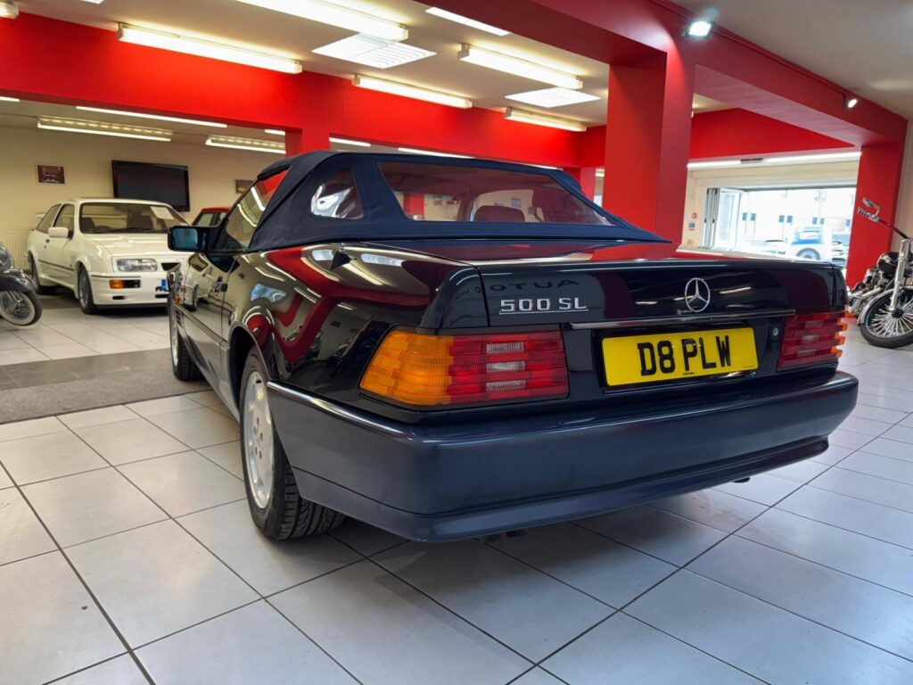 1990 Mercedes-Benz 500 G644TUW