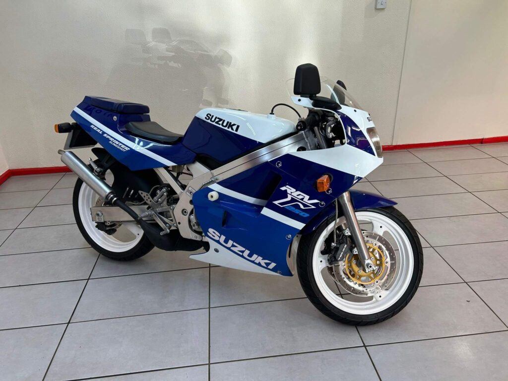 1989 Suzuki RGV250 G63FVF