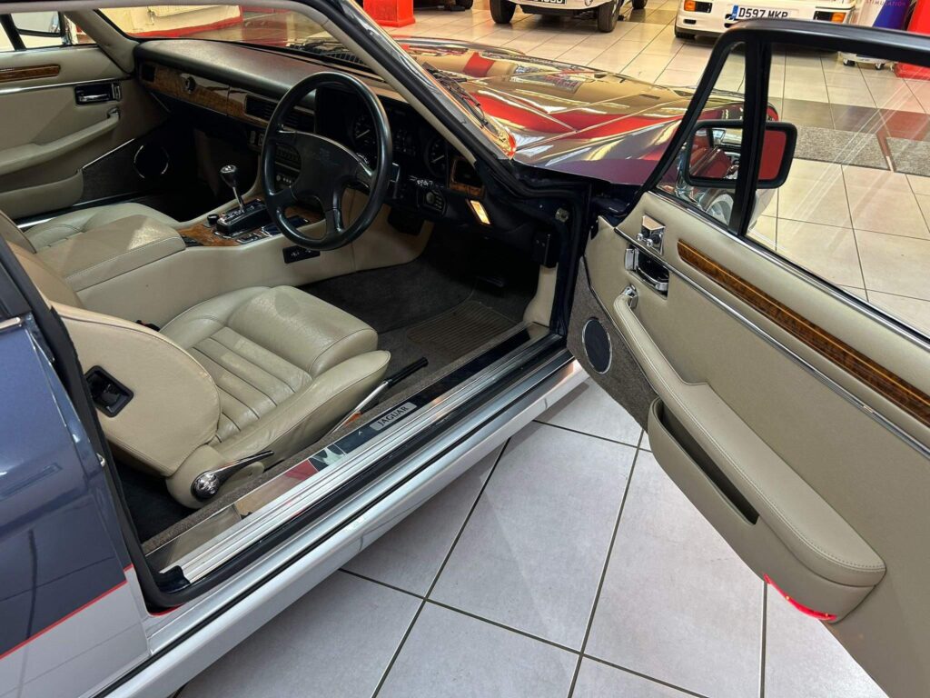 1988 Jaguar XJS HPV12
