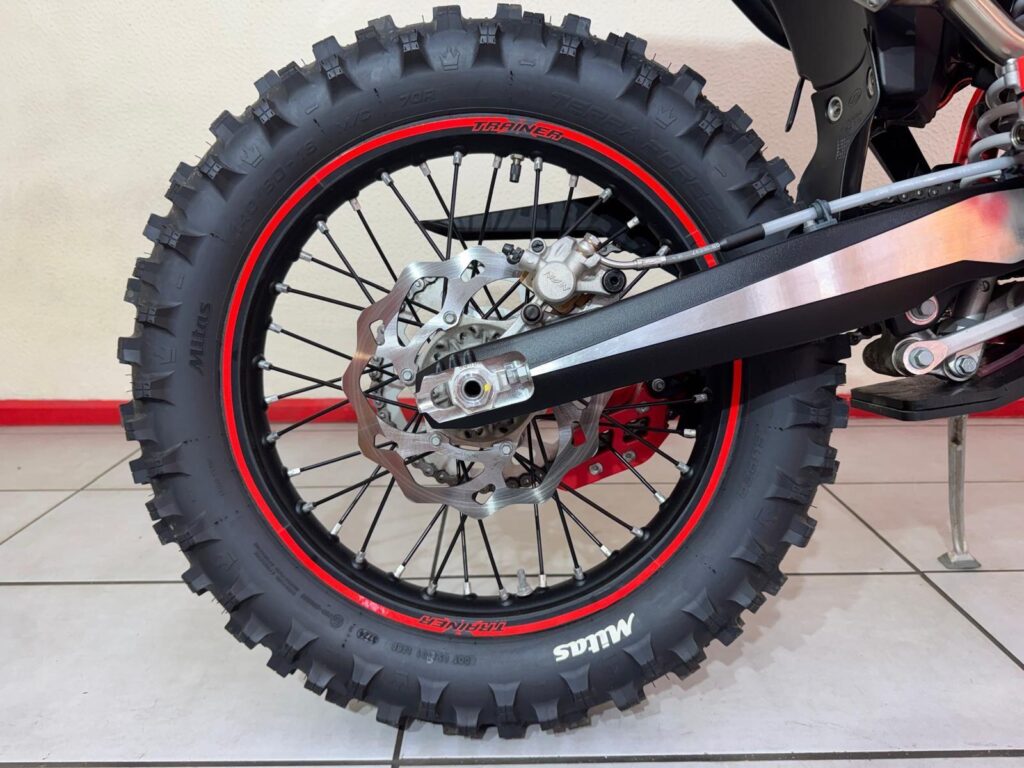 2025 Beta Xtrainer 300 YS25GMY